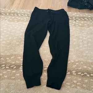 Cashmere joggers